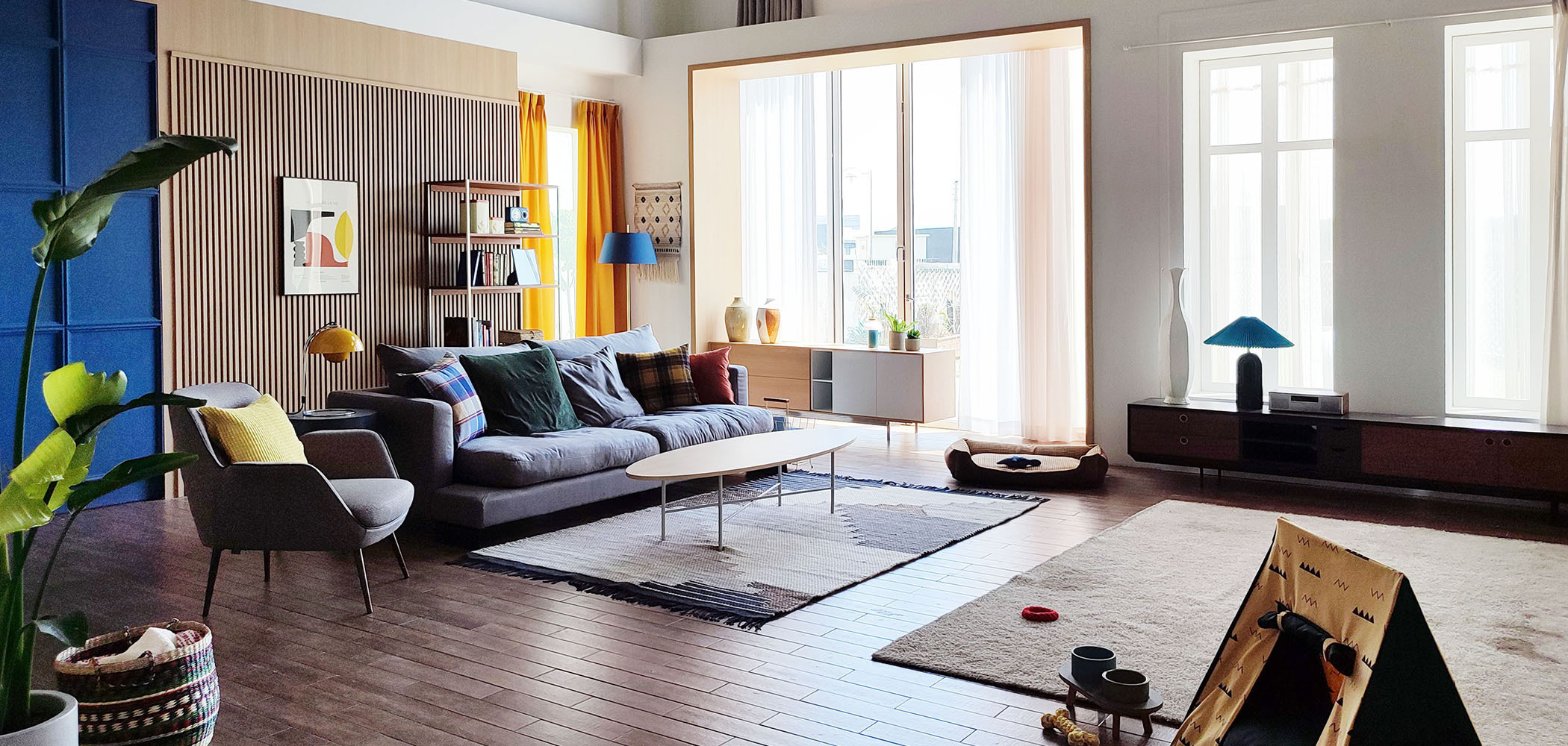 #A-LIVING ROOM